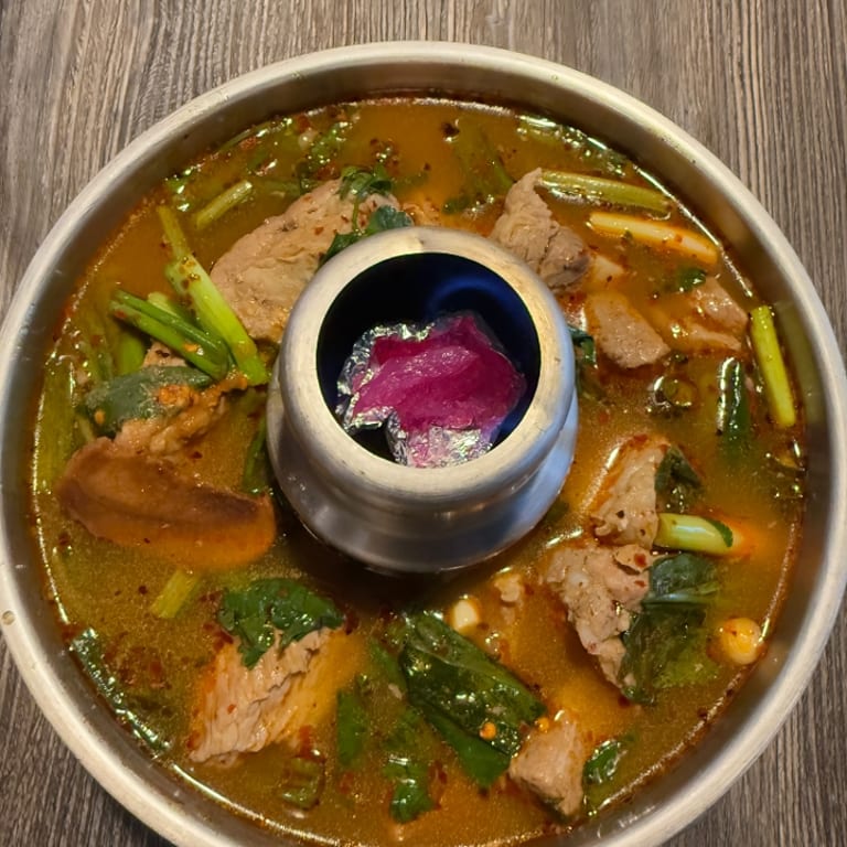 Thai Bar Food: Noodles, Curry, and More