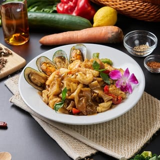 Drunken Noodle