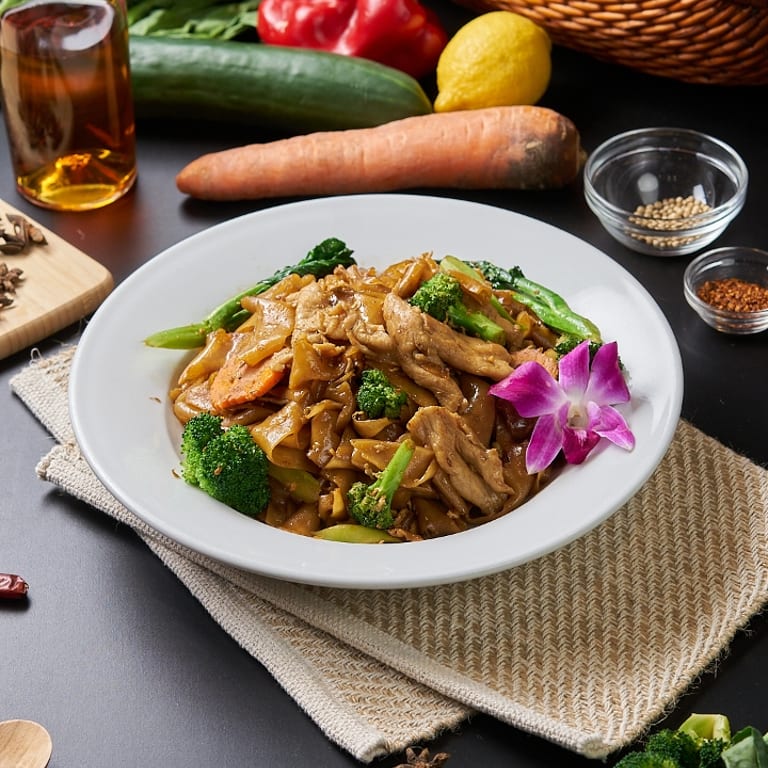 Delicious Pad See Ew and More Thai Favorites