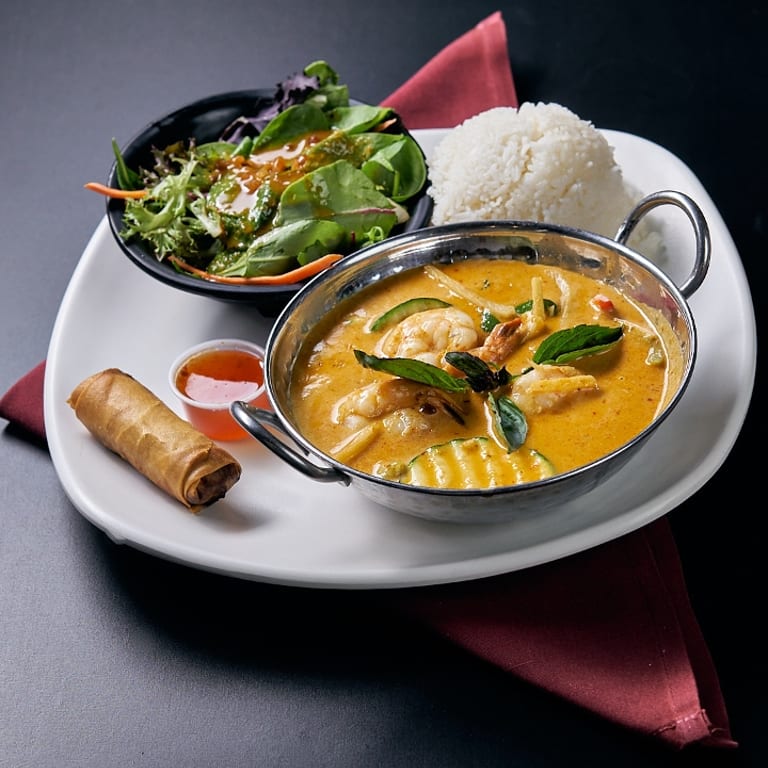 Savor Our Lunch Offerings